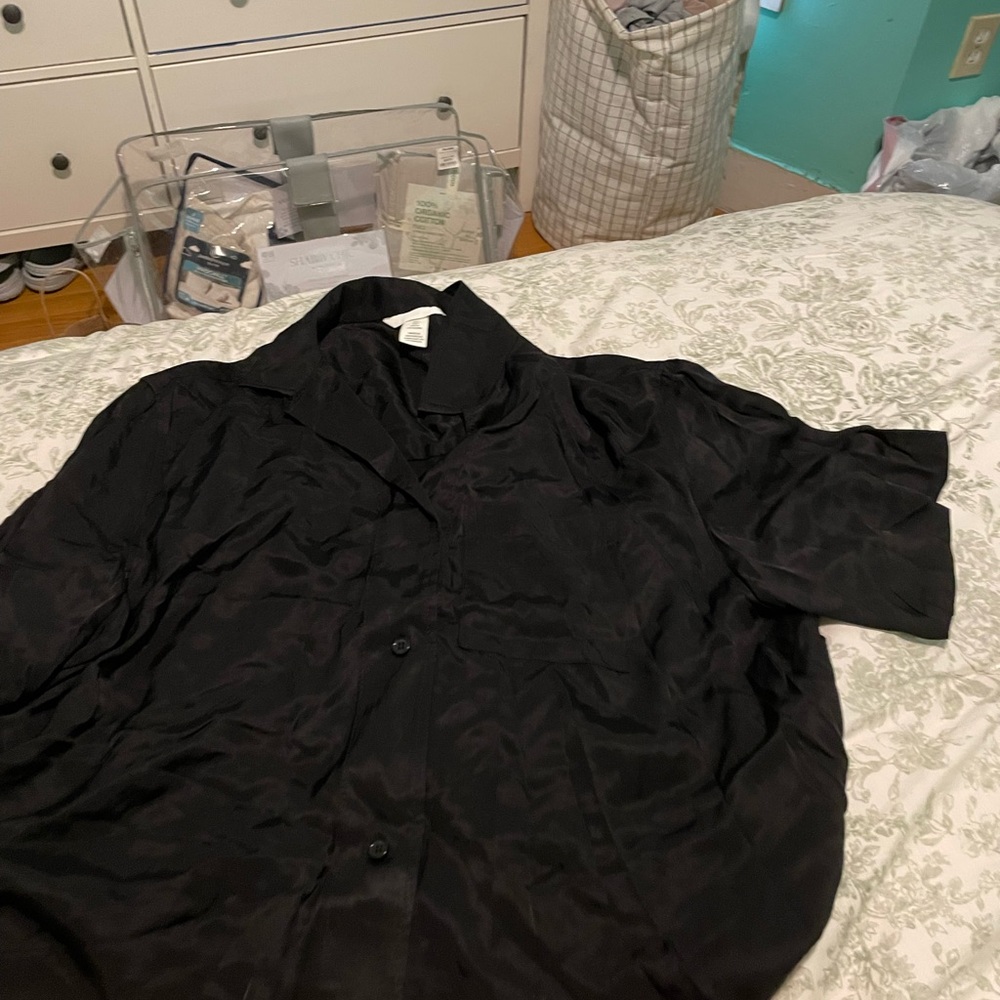 H&M black satin cropped top